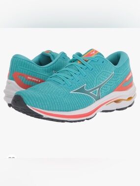 Mizuno NWT Women’s Wave Inspire 18 Running Sneakers Athletic Turquoise  Size 8